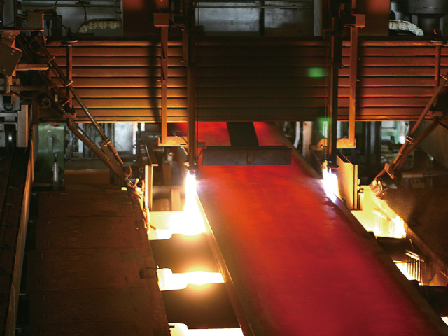 連続鋳造設備（日鉄ステンレス(株)）