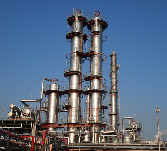 ブタジエン抽出塔（日本ゼオン(株)）