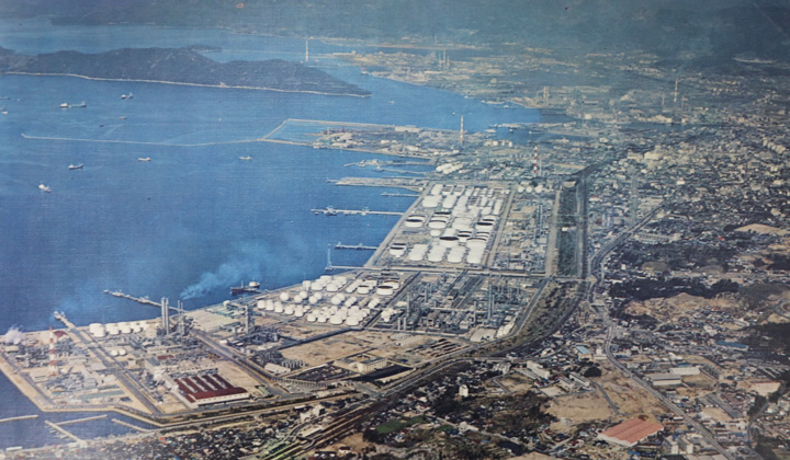 1972年の徳山下松港写真